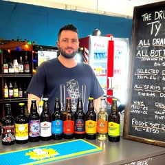 Drunk Monk - Mynach Meddw